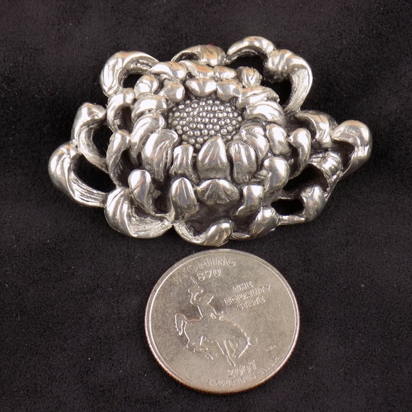 FINE PEWTER #314 BY ELIOS USA BROOCH GUC - Picture 7 of 7